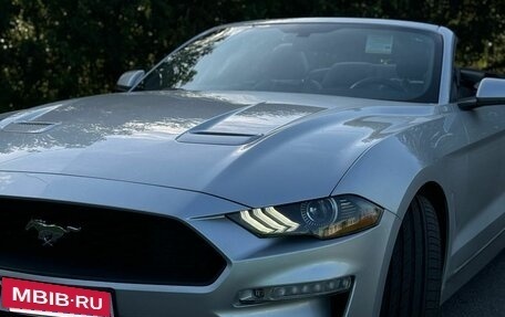 Ford Mustang VI рестайлинг, 2018 год, 3 250 000 рублей, 2 фотография