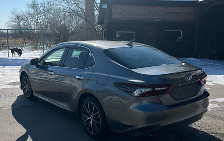Toyota Camry, 2021 год, 3 600 000 рублей, 4 фотография
