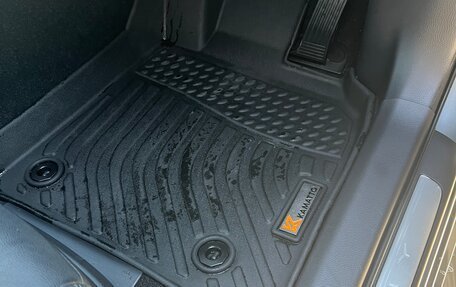 Toyota Camry, 2021 год, 3 600 000 рублей, 9 фотография