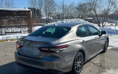 Toyota Camry, 2021 год, 3 600 000 рублей, 5 фотография