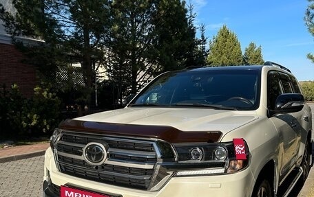 Toyota Land Cruiser 200, 2019 год, 9 500 000 рублей, 3 фотография