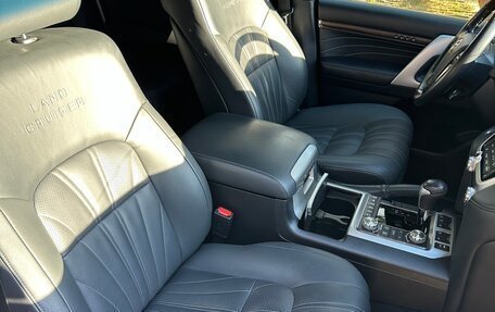 Toyota Land Cruiser 200, 2019 год, 9 500 000 рублей, 20 фотография