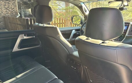 Toyota Land Cruiser 200, 2019 год, 9 500 000 рублей, 22 фотография