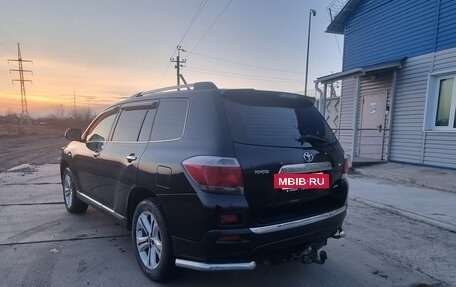 Toyota Highlander III, 2012 год, 1 600 000 рублей, 6 фотография