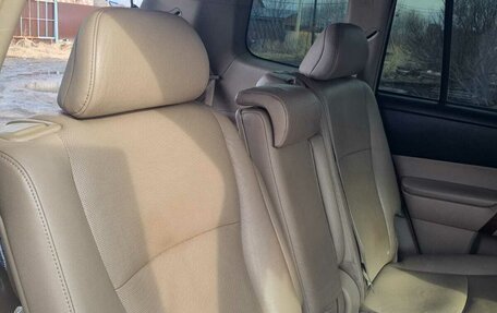 Toyota Highlander III, 2012 год, 1 600 000 рублей, 17 фотография