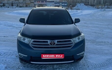 Toyota Highlander III, 2012 год, 2 100 000 рублей, 10 фотография