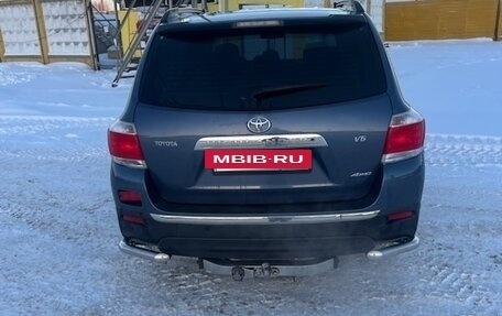Toyota Highlander III, 2012 год, 2 100 000 рублей, 12 фотография