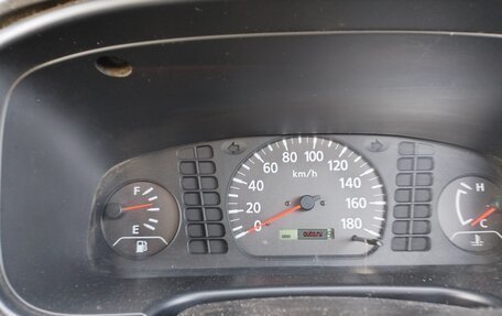 Nissan Expert, 2002 год, 300 000 рублей, 2 фотография