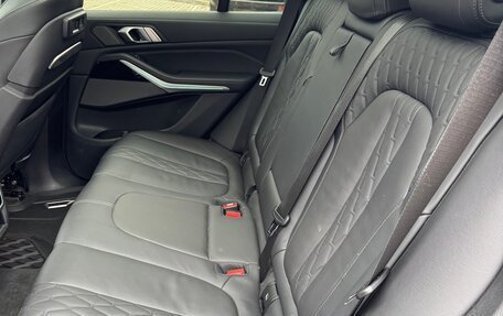 BMW X5, 2023 год, 15 000 000 рублей, 18 фотография