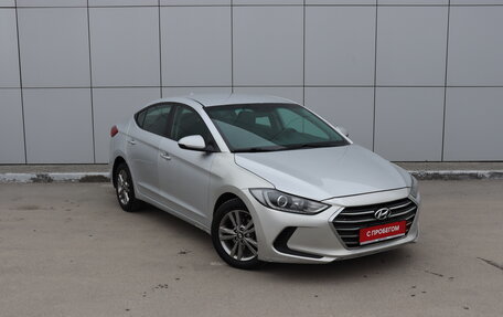 Hyundai Elantra VI рестайлинг, 2017 год, 1 100 000 рублей, 6 фотография