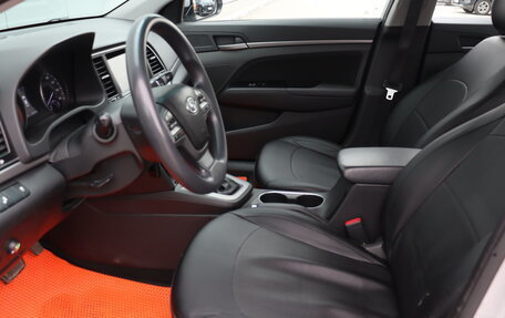 Hyundai Elantra VI рестайлинг, 2017 год, 1 100 000 рублей, 8 фотография