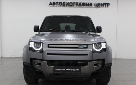 Land Rover Defender II, 2021 год, 8 490 000 рублей, 2 фотография