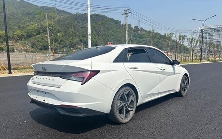 Hyundai Elantra, 2021 год, 4 фотография