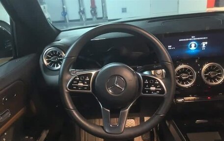 Mercedes-Benz GLB, 2021 год, 3 100 228 рублей, 7 фотография