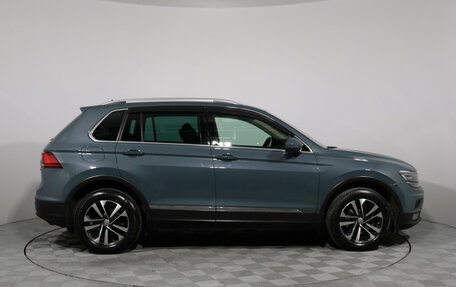 Volkswagen Tiguan II, 2019 год, 2 390 000 рублей, 5 фотография