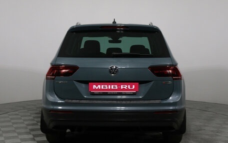 Volkswagen Tiguan II, 2019 год, 2 390 000 рублей, 7 фотография