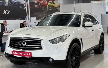 Infiniti FX II, 2011 год, 1 860 000 рублей, 3 фотография