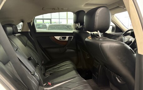 Infiniti FX II, 2011 год, 1 860 000 рублей, 24 фотография