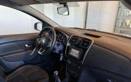 Renault Logan II, 2019 год, 1 120 000 рублей, 12 фотография