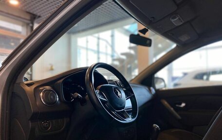 Renault Logan II, 2019 год, 1 120 000 рублей, 23 фотография