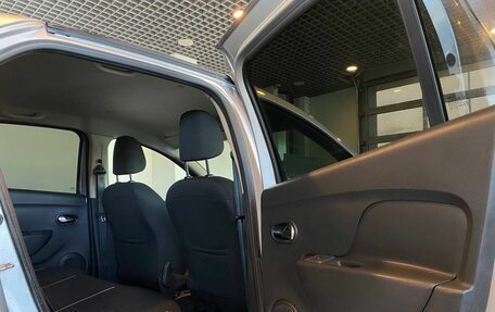 Renault Logan II, 2019 год, 1 120 000 рублей, 26 фотография