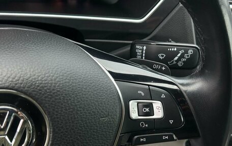 Volkswagen Tiguan II, 2018 год, 3 039 000 рублей, 29 фотография