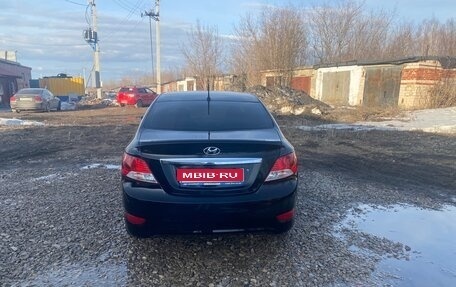 Hyundai Solaris II рестайлинг, 2011 год, 750 000 рублей, 1 фотография