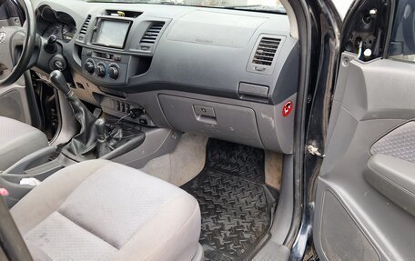 Toyota Hilux VII, 2013 год, 2 100 000 рублей, 9 фотография