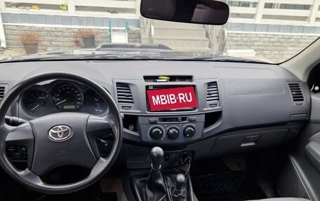 Toyota Hilux VII, 2013 год, 2 100 000 рублей, 11 фотография