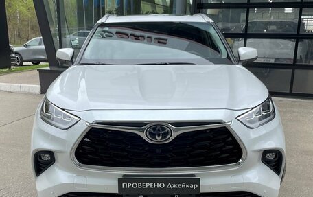 Toyota Highlander, 2025 год, 6 000 000 рублей, 2 фотография