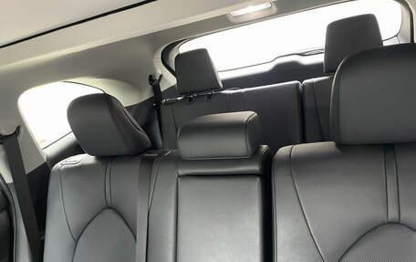 Toyota Highlander, 2025 год, 6 000 000 рублей, 15 фотография