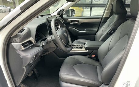 Toyota Highlander, 2025 год, 6 000 000 рублей, 22 фотография
