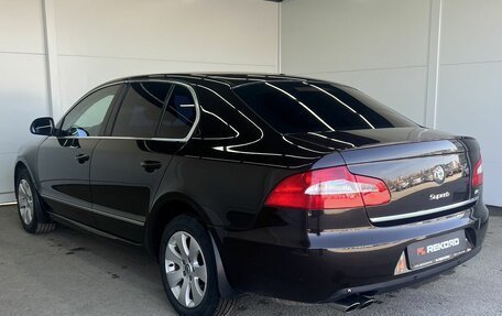Skoda Superb III рестайлинг, 2012 год, 1 199 000 рублей, 2 фотография