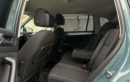 Volkswagen Tiguan II, 2020 год, 2 300 000 рублей, 16 фотография