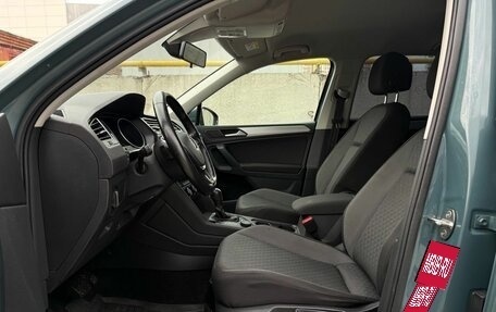 Volkswagen Tiguan II, 2020 год, 2 300 000 рублей, 13 фотография