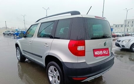 Skoda Yeti I рестайлинг, 2014 год, 1 049 000 рублей, 5 фотография