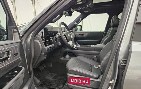 Infiniti QX80, 2025 год, 18 000 000 рублей, 8 фотография