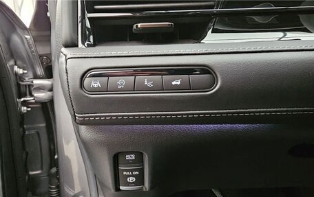 Infiniti QX80, 2025 год, 18 000 000 рублей, 28 фотография