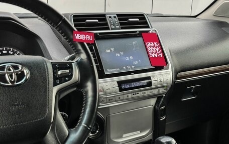 Toyota Land Cruiser Prado 150 рестайлинг 2, 2017 год, 4 300 000 рублей, 14 фотография