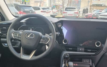 Lexus NX, 2024 год, 9 300 000 рублей, 11 фотография