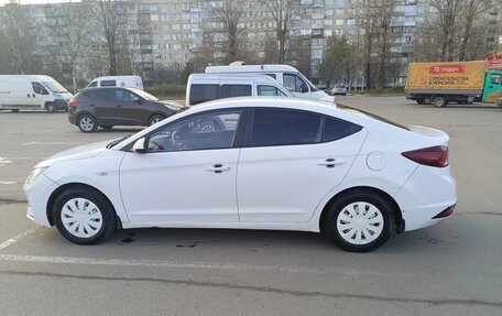 Hyundai Elantra VI рестайлинг, 2019 год, 1 200 000 рублей, 4 фотография