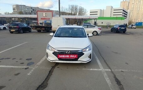 Hyundai Elantra VI рестайлинг, 2019 год, 1 200 000 рублей, 3 фотография
