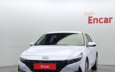 Hyundai Avante, 2020 год, 1 750 000 рублей, 3 фотография
