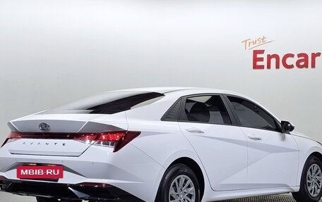 Hyundai Avante, 2020 год, 1 750 000 рублей, 2 фотография