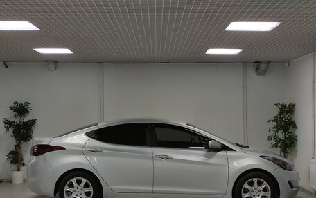 Hyundai Avante, 2012 год, 910 000 рублей, 6 фотография