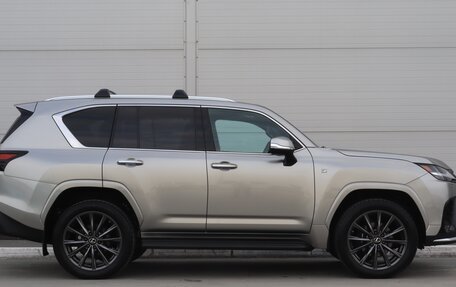 Lexus LX, 2023 год, 18 300 000 рублей, 3 фотография