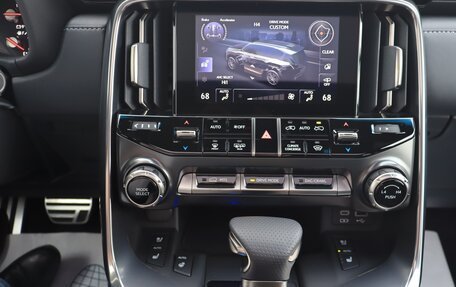 Lexus LX, 2023 год, 18 300 000 рублей, 13 фотография