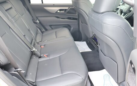 Lexus LX, 2023 год, 18 300 000 рублей, 21 фотография