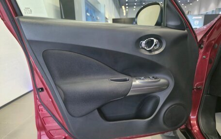 Nissan Juke II, 2011 год, 920 000 рублей, 9 фотография