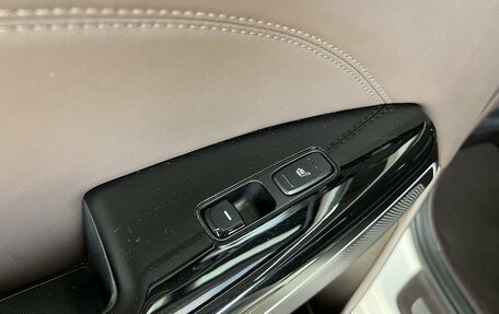 KIA K7, 2017 год, 2 570 000 рублей, 26 фотография